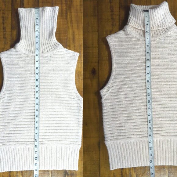 MODA International Ribbed Sleeveless Cream-Colored Turtleneck Sweater - M - Picture 8 of 10